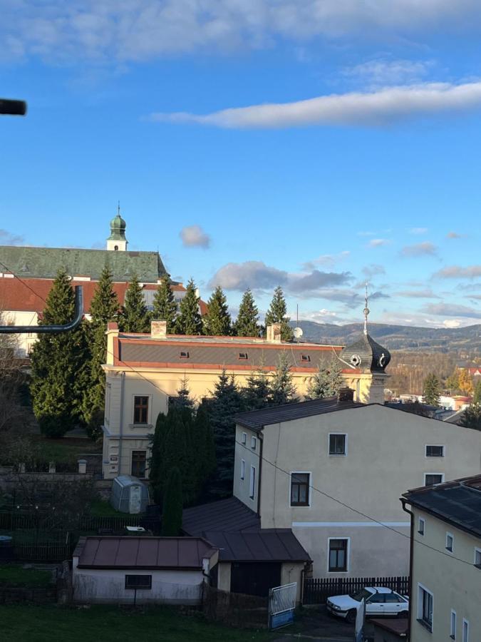Apartmany Male Namesti, Broumov Buitenkant foto