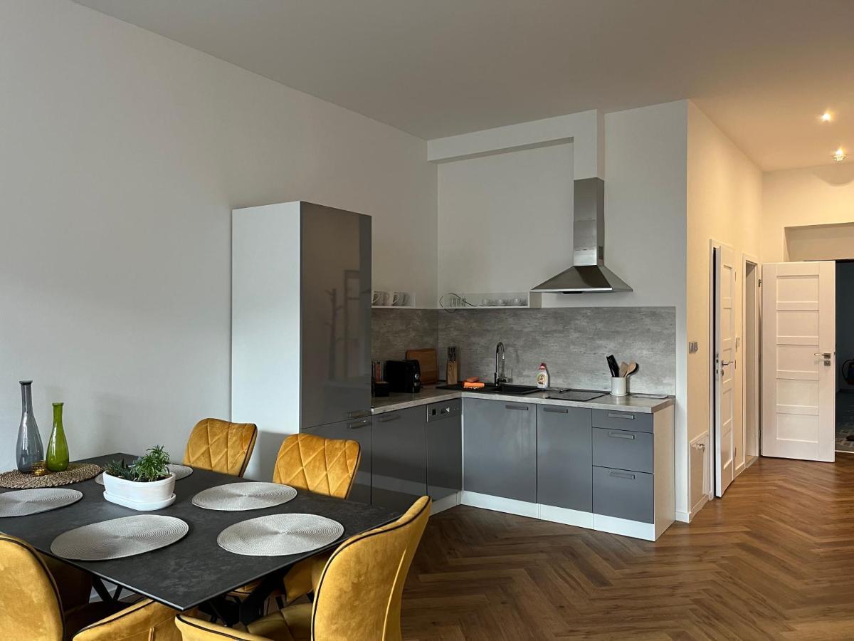 Apartmany Male Namesti, Broumov Buitenkant foto